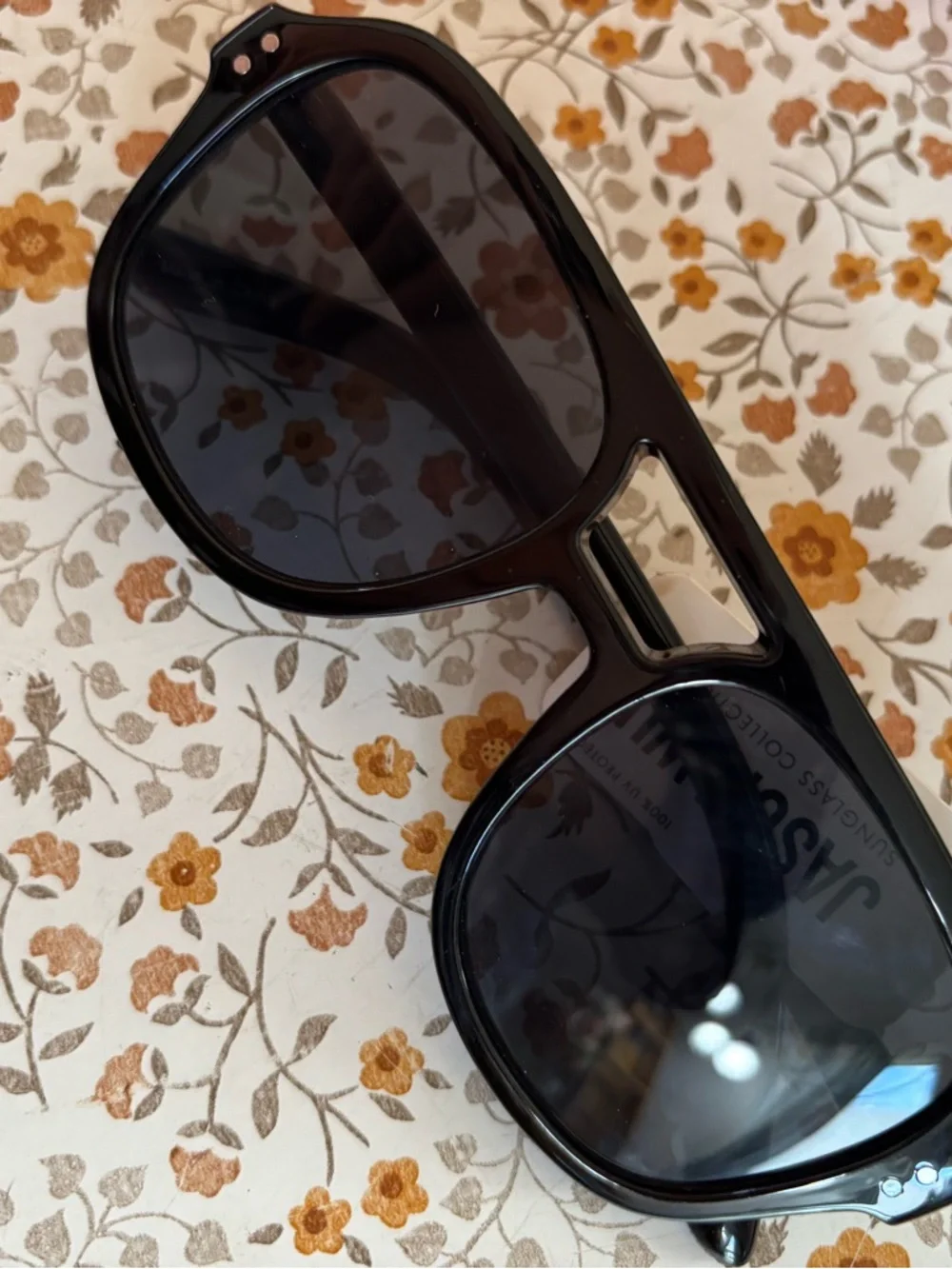 Jason Wu black Sunglasses.